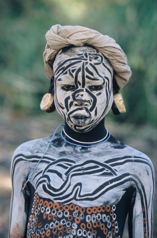 Let's Be Brief | Hans Silvester :: The Ethiopian Peoples of the Omo Valley